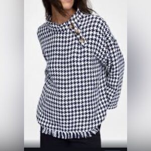 Zara Woman Navy and Cream Knit Sweater